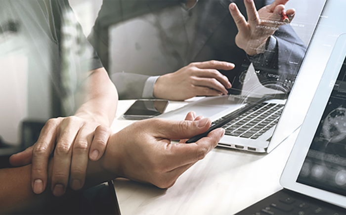 Apparel Sourcing Company vs Local Manufacturers